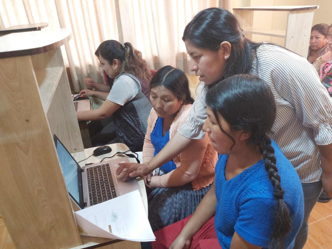 Spanish and English classes with local teachers